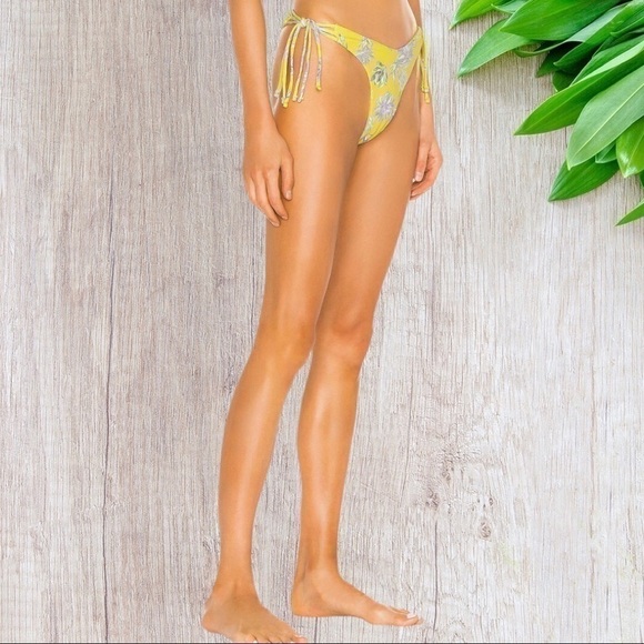 House of Harlow 1960 x REVOLVE Nora Bottom in Summer Lily XXS - Picture 3 of 5